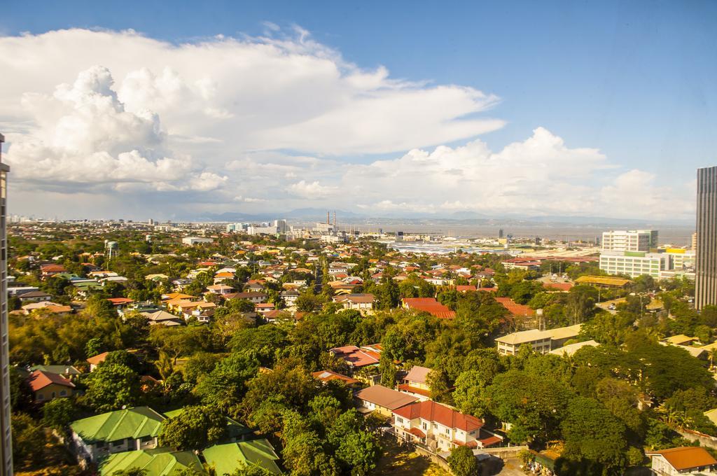 Titan Condo At Studio City Tower 1 Alabang Manila Luaran gambar
